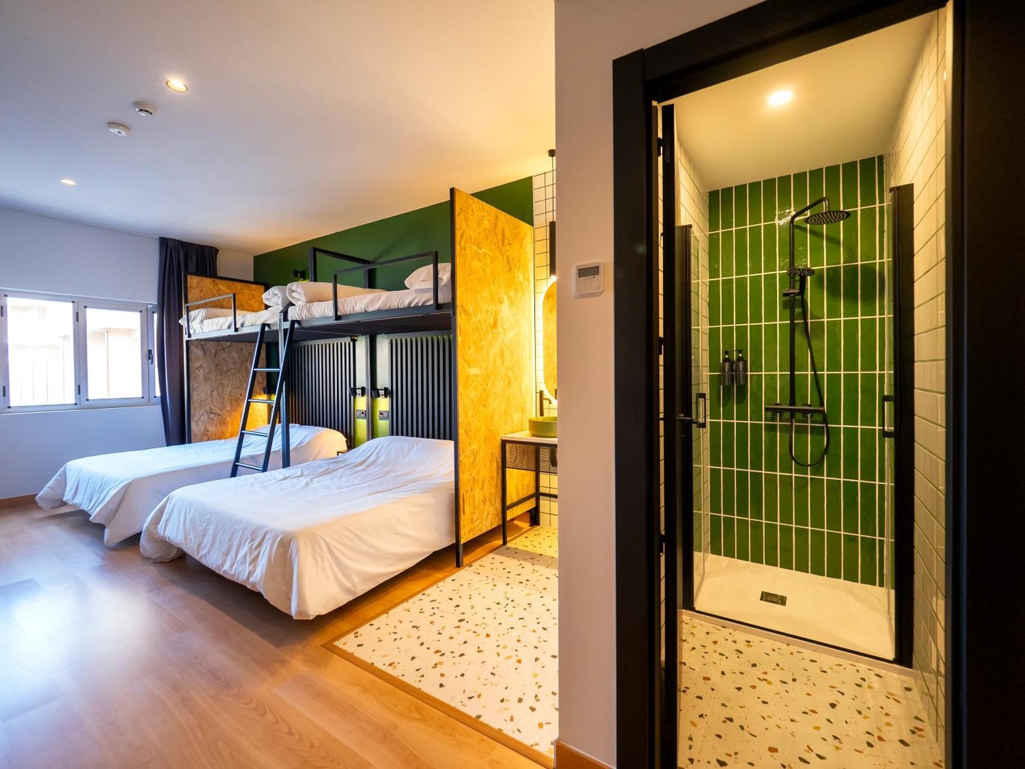 Wonder Hostel โตเลโด ภายนอก รูปภาพ