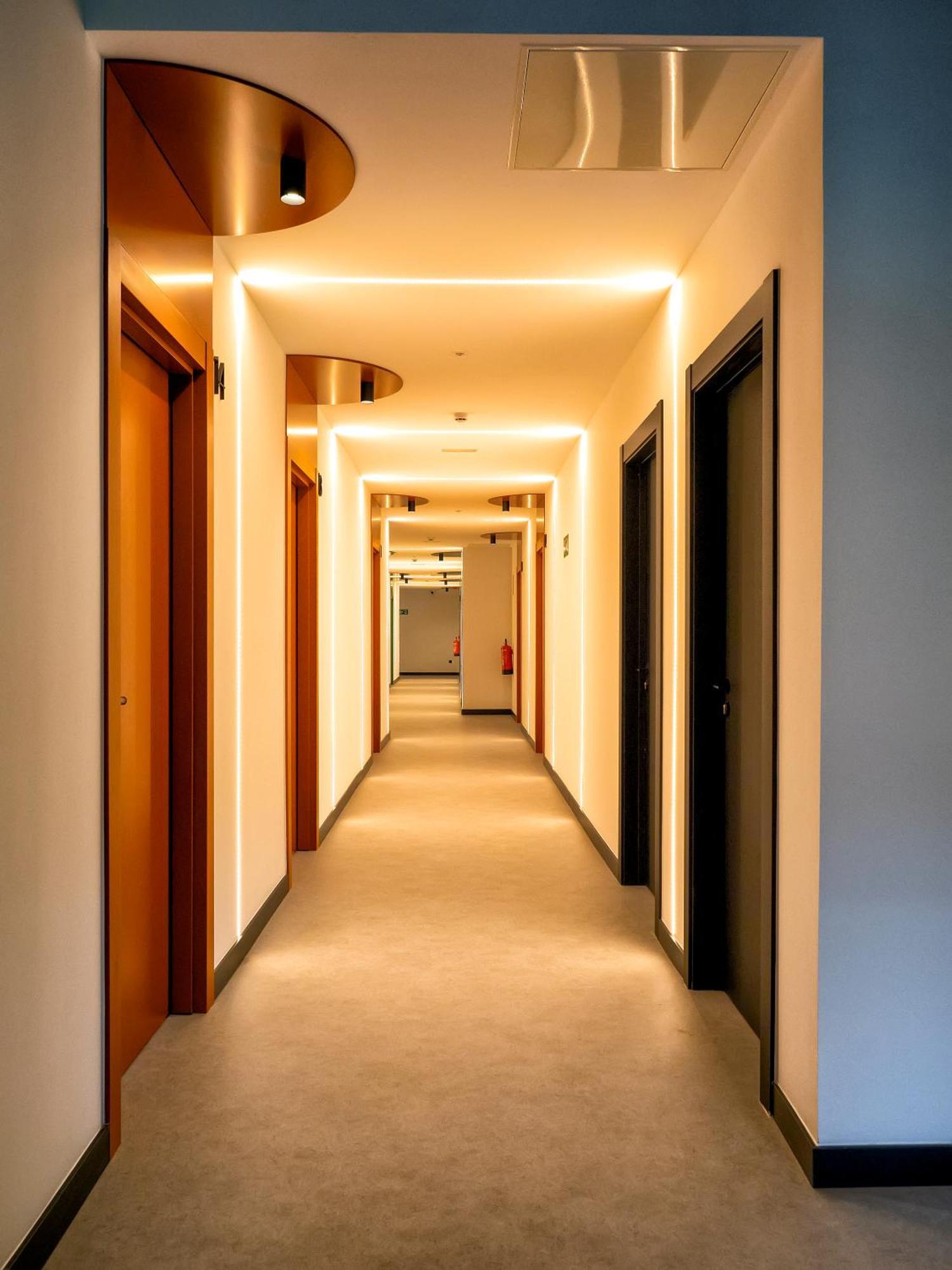 Wonder Hostel โตเลโด ภายนอก รูปภาพ